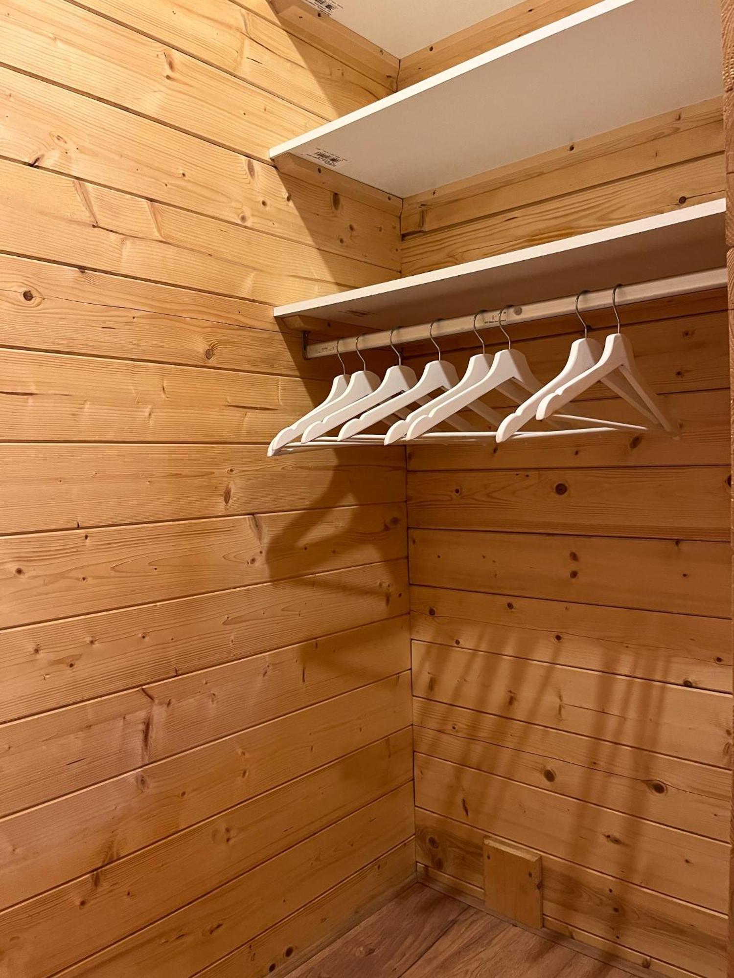 Luxe En Ruim Chalet Met Airco Bij Leekstermeer Matsloot Extérieur photo